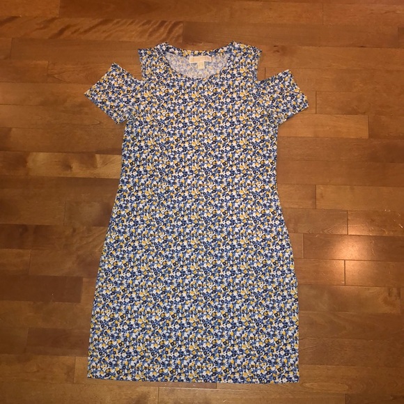 Michael Kors Dresses & Skirts - Michael Kors Peekaboo Shoulders Floral Print Dress